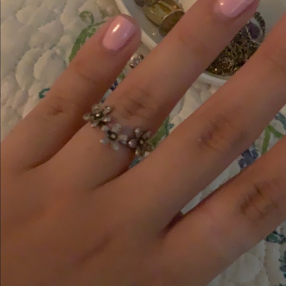 daisy ring - Picture 2 of 2